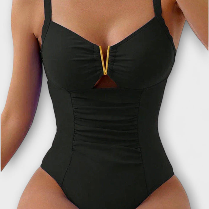 Julie | Costume Silhouette